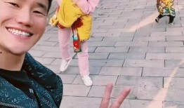 嘎子爆料家产视频播放,视频播放揭示惊人财富