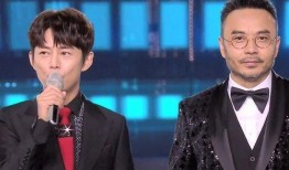 爆料何炅唱歌是哪一集视频,揭秘哪一集视频曝光了他的歌声魅力